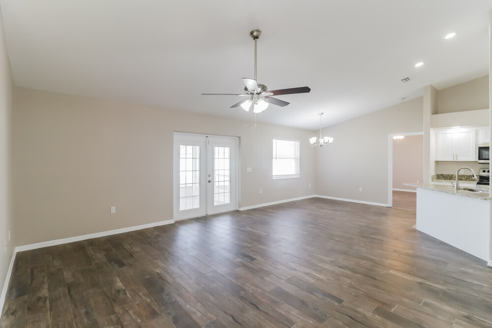 Building Photo - 7742 Ashford Dr
