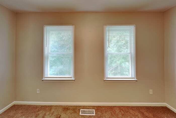 Building Photo - 7135 Cabe Ln
