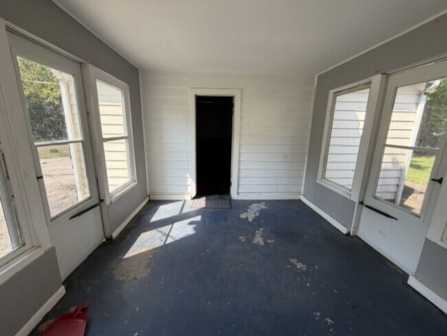 Building Photo - 754 Hayden Ave