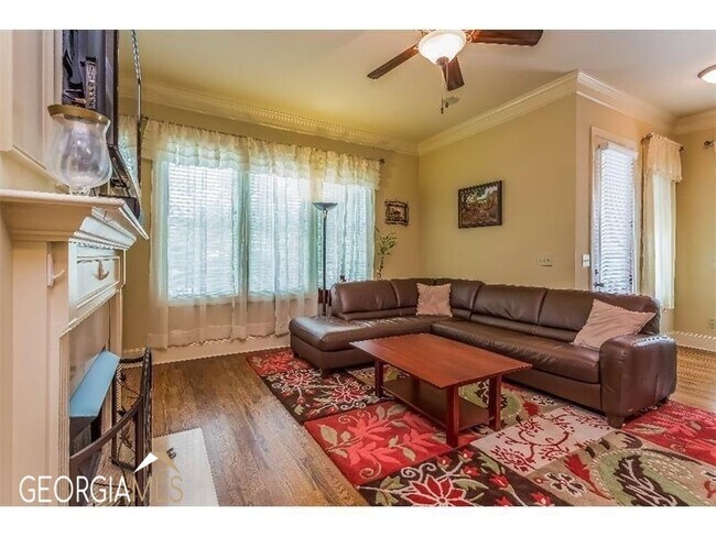 Building Photo - 3124 Turman Cir