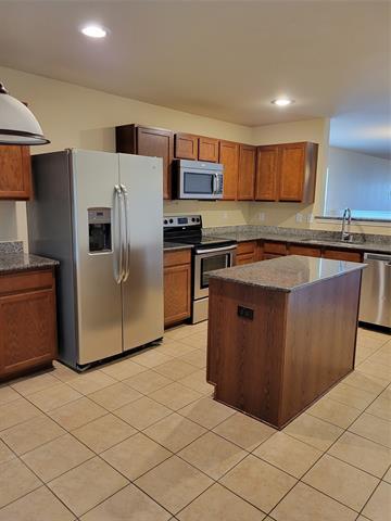 Building Photo - 16309 Severn Ln