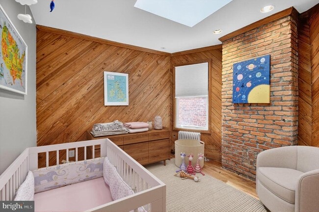 Building Photo - 216 N St NW