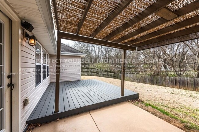 Building Photo - 1653 Shetland Dr