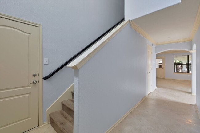 Building Photo - 3416 Stonecrest Cir