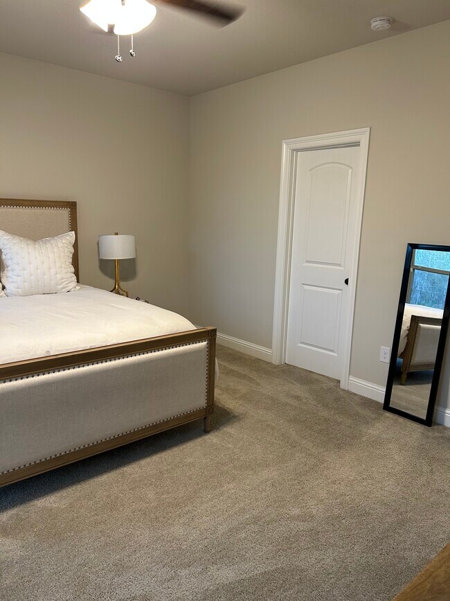 Master bedroom - 7157 Kenilworth Crossing Ave