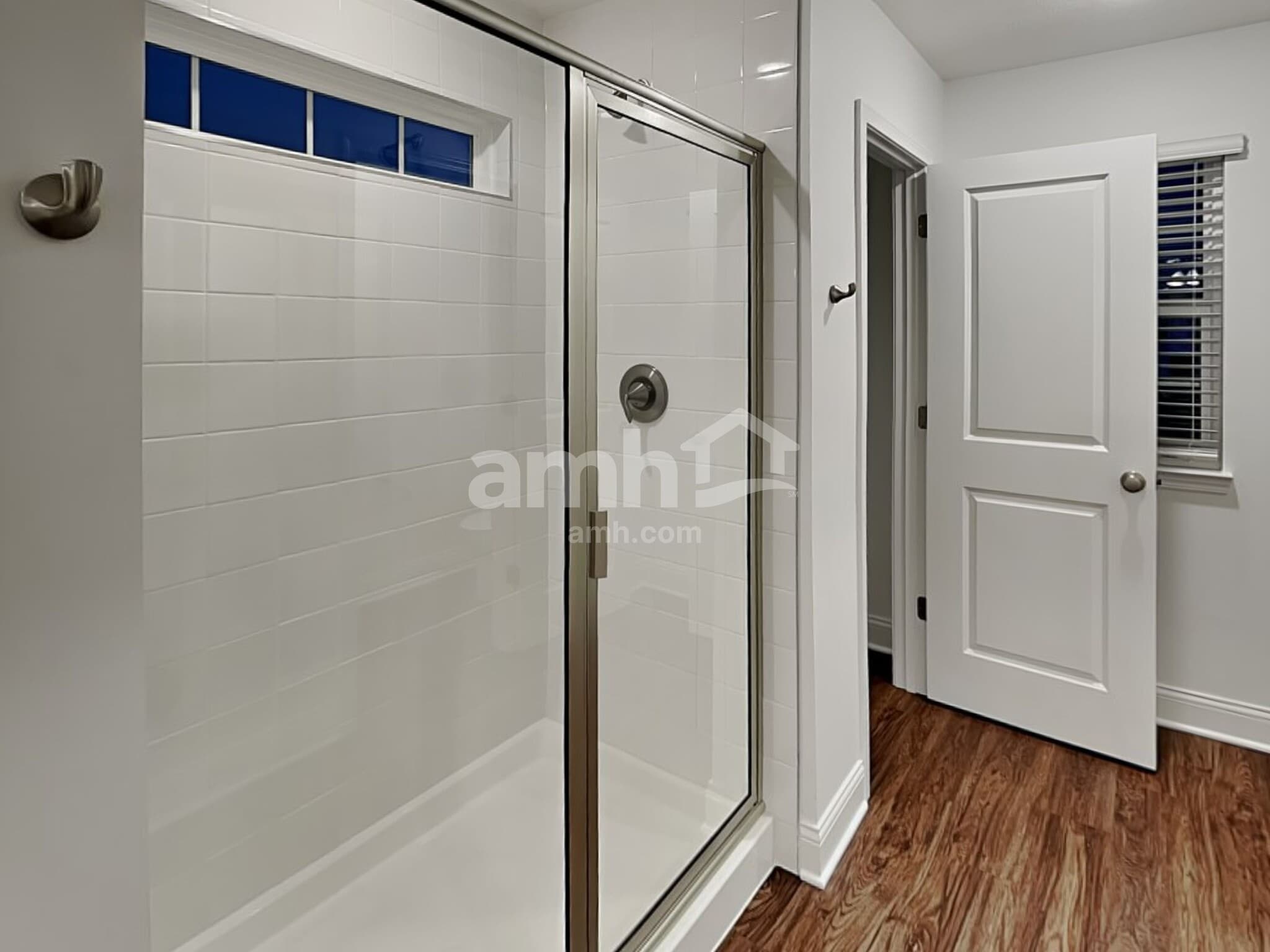 Building Photo - 1044 Castor Dr