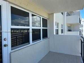 Building Photo - 401 Golden Isles Dr