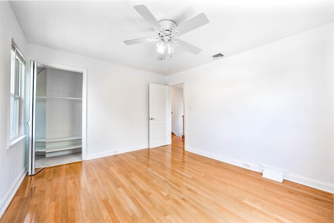 Building Photo - 85 BARROWS Ave