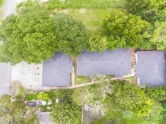Building Photo - 5124 Clover St