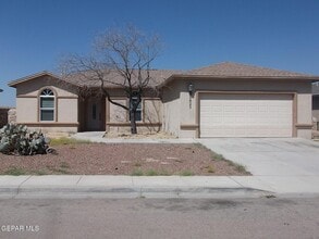 Building Photo - 5823 Manchester Dr