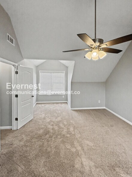 Building Photo - 1224 Morrow Dr