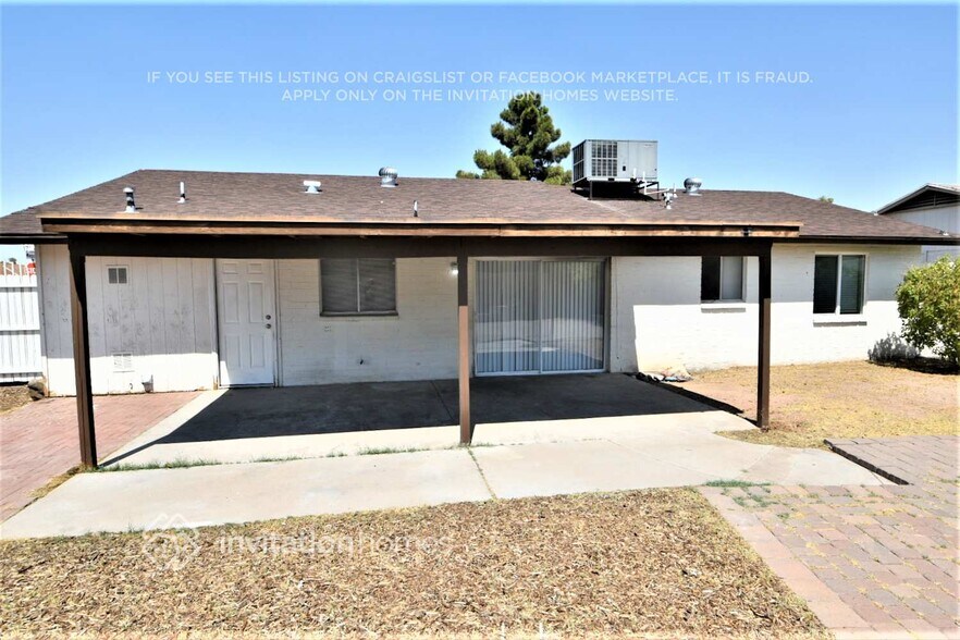 Building Photo - 18401 N 17th Ave