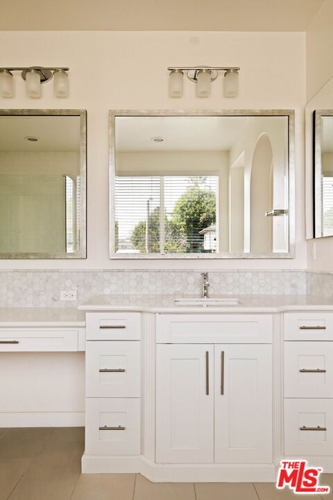 Building Photo - 5929 Spelthorne Ln