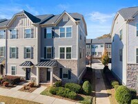 Building Photo - 23 Itasca Dr