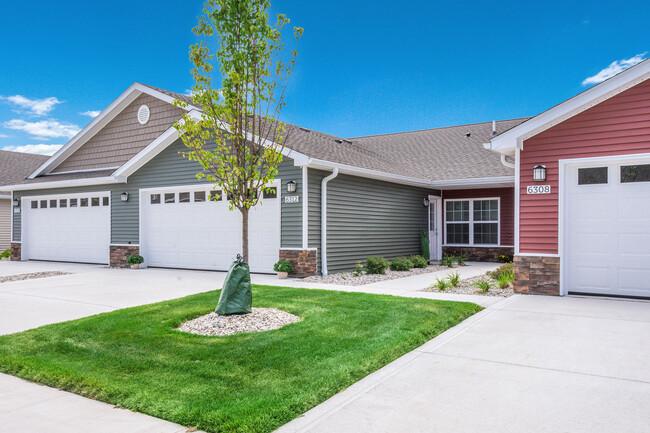 Avoid Bad Weather with an Attached Two-Car Garage and Private Entry - Redwood Grand Rapids