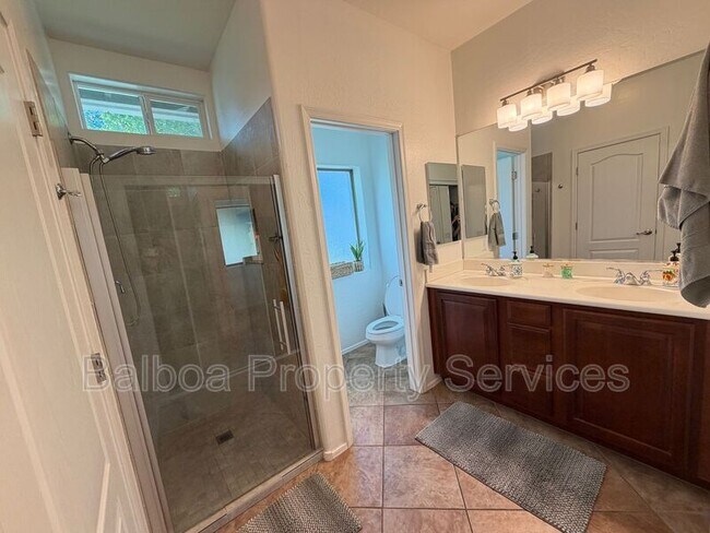 Building Photo - 4203 E Los Altos Rd