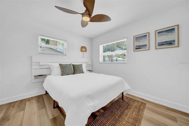 Building Photo - 4924 Shetland Ave