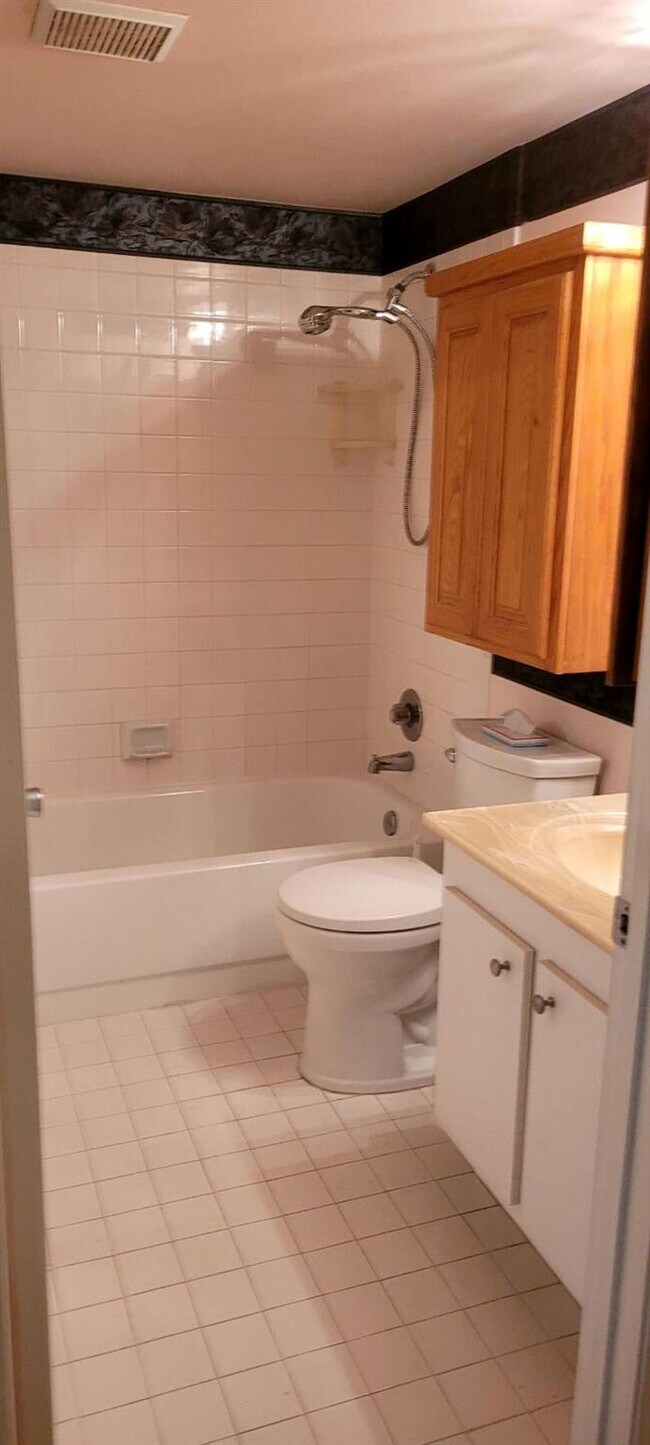 Building Photo - 151 SW 135th Terrace