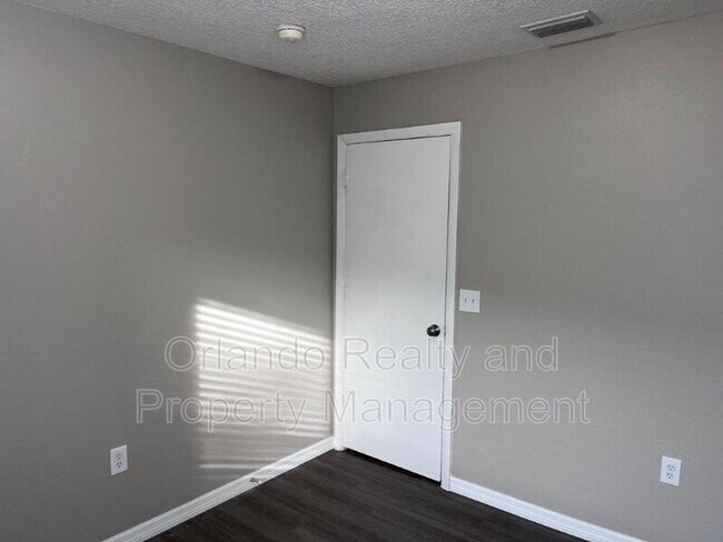 Building Photo - 4517 Piedmont St