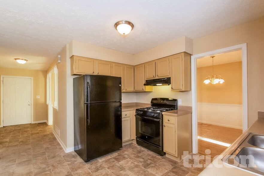 Building Photo - 2889 Darrah Ct SW