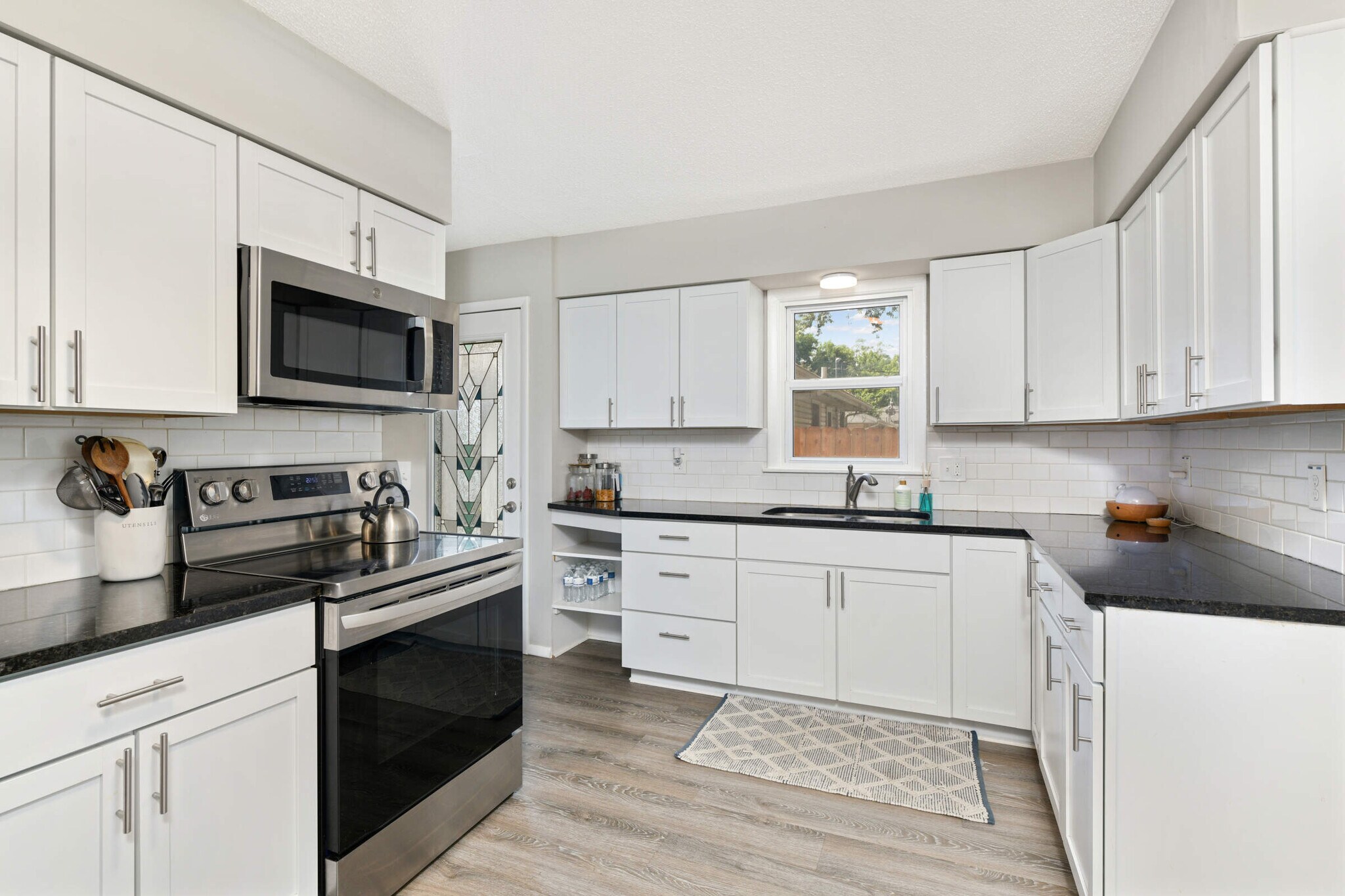Building Photo - 3500 Utah Ave S