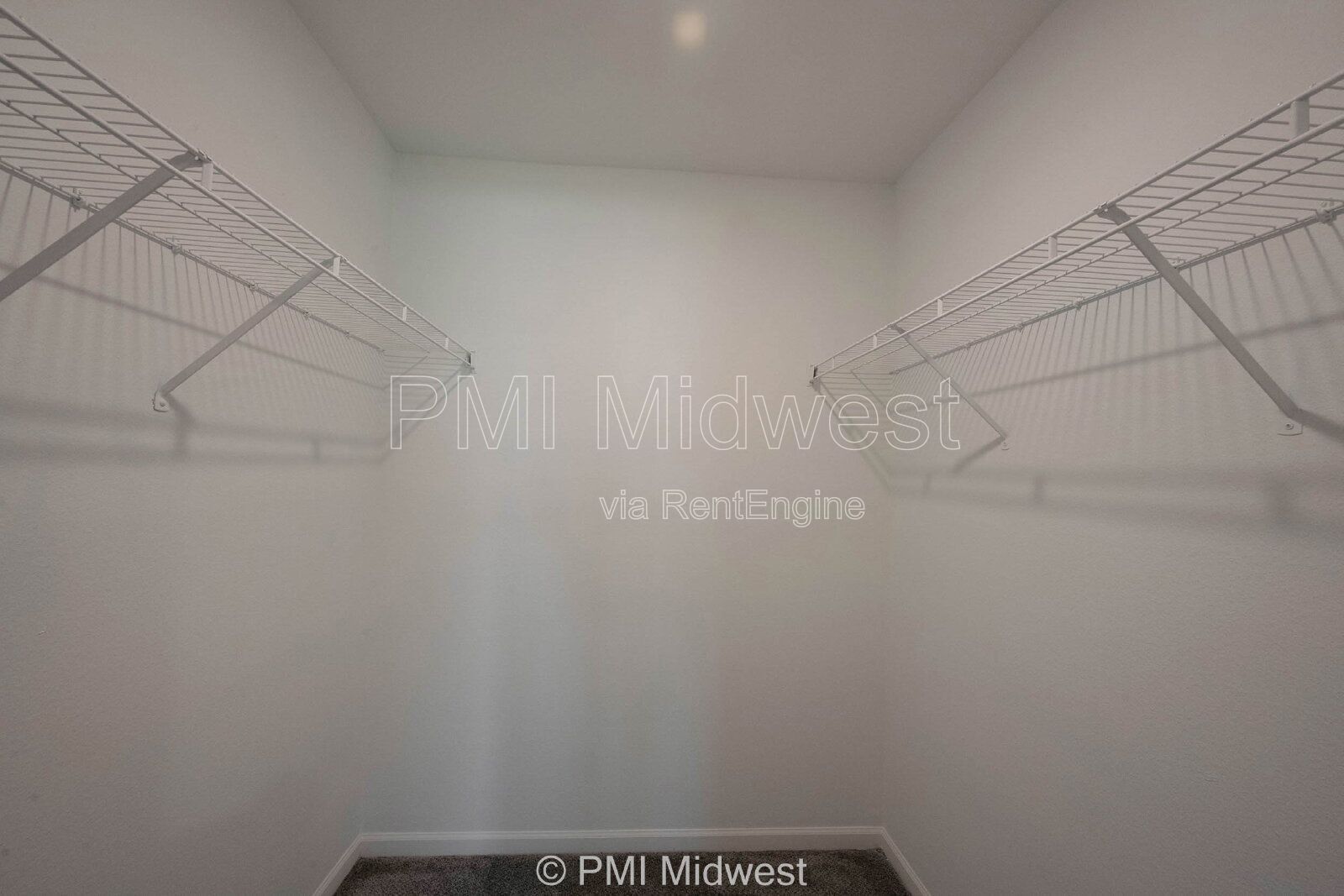 Building Photo - 7657 Scatter Woods Ln