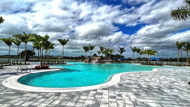 Building Photo - 25037 Pearl Lk Cir