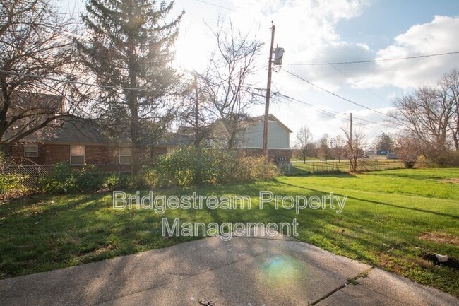 Building Photo - 4948 Leeper St