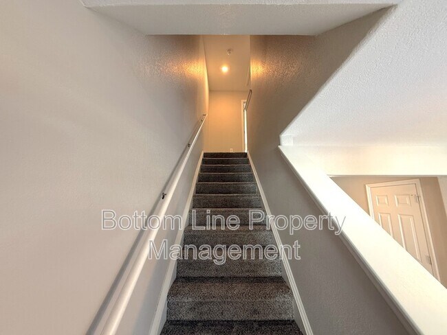 Building Photo - 9132 Creedmore Hills Dr