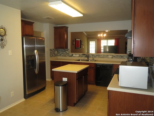 Building Photo - 3/2 Ryland home in Westover Valley - Green...
