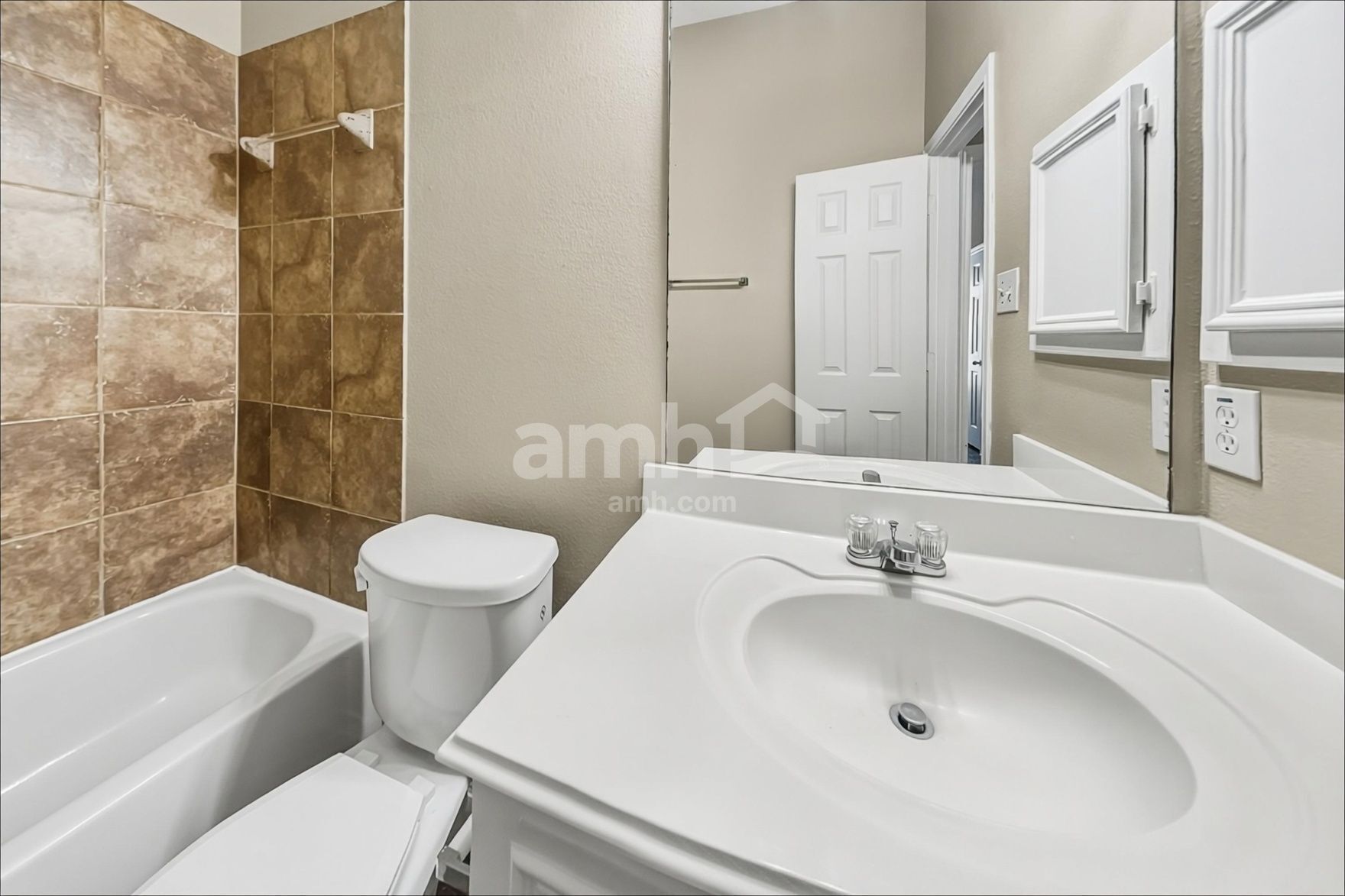 Building Photo - 2411 Morgan Ridge Ln