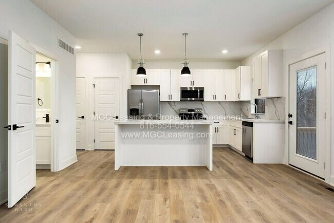 Building Photo - Ayden Place Townhome