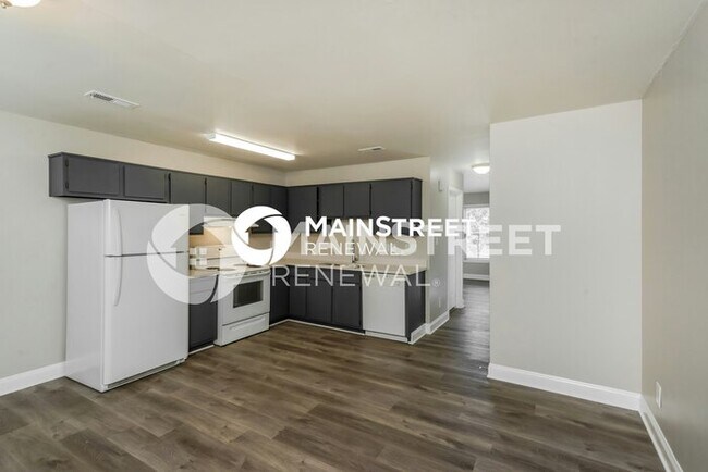 Building Photo - 3 Bedroom Pet-Friendly Home in Louisville,...