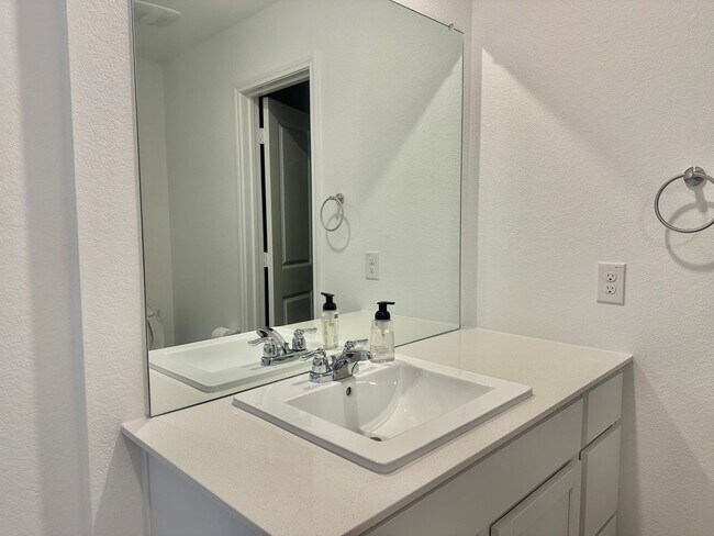Building Photo - 3 BED 2 BATH NEW BUILD IN JARRELL TX!!!