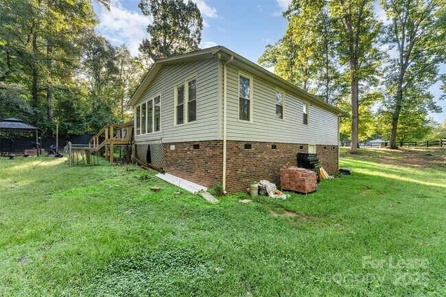 Building Photo - 4301 Eagle Chase Dr