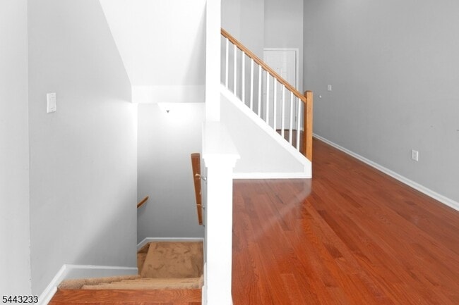 Building Photo - 418 Dalton Ct