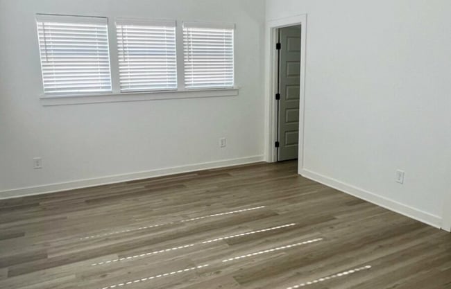 Building Photo - NEW CONSTRUCTION! NOW LEASING FOR AUGUST 1st, 2026!