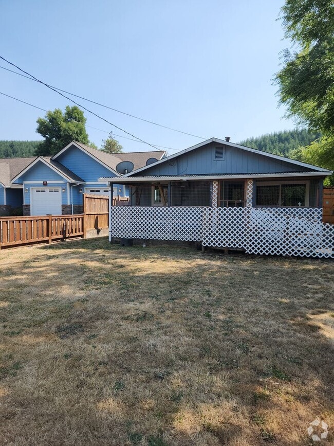 Building Photo - 2 bedroom 1 bath home