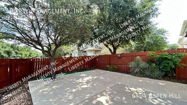 Building Photo - 6404 Aspen Hill