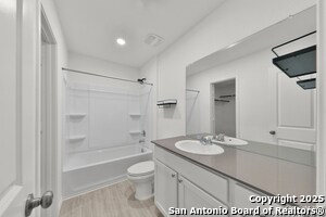 Building Photo - 871 Landon Rdg