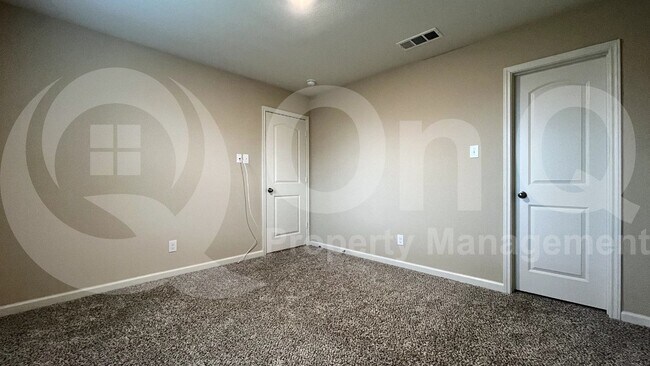 Building Photo - 274 Moonstone Way