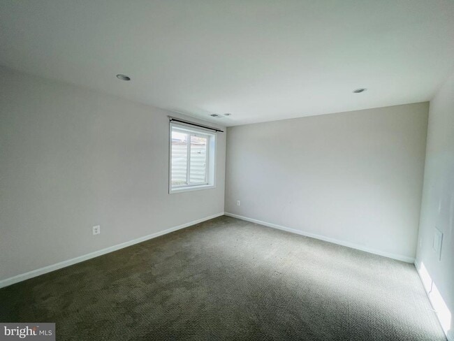 Building Photo - 508 Sourwood Ct