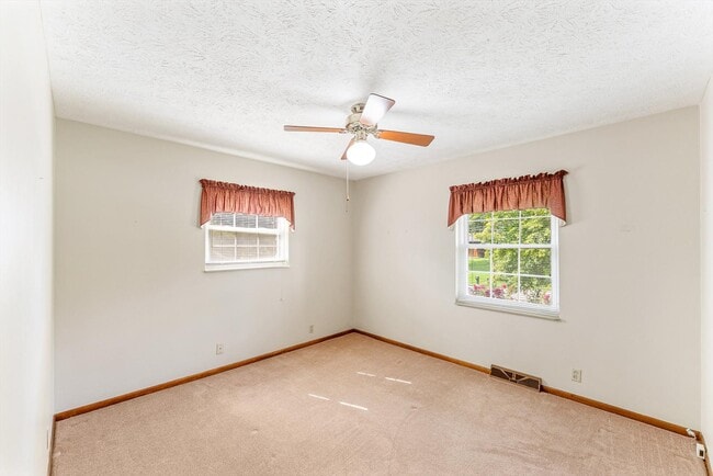 Building Photo - 9528 Gulf Park Dr