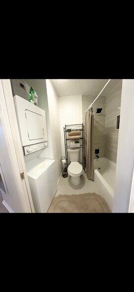 Building Photo - 4803 Hamilton Wolfe Rd