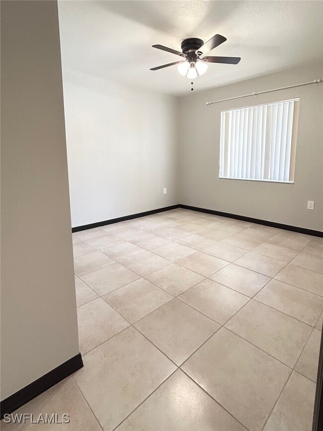 Building Photo - 8284 Key Royal Cir