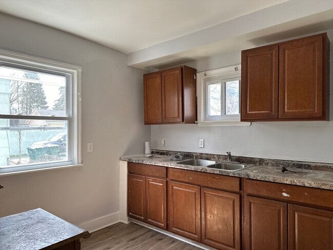 Building Photo - YOU WILL LOVE THIS HOME . CALL NOW FOR APPOINTMENT !!!