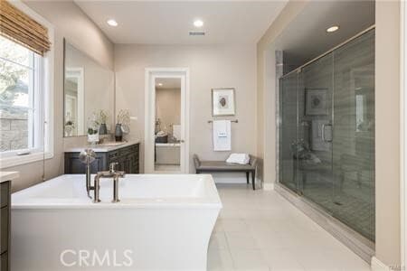 Building Photo - 112 Gardenview