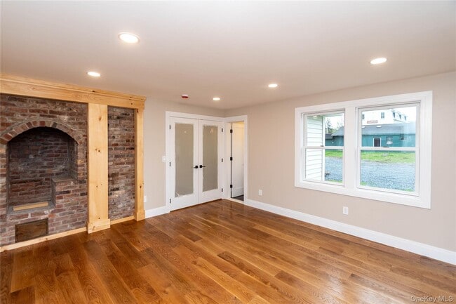 Building Photo - 4407 Albany Post Rd