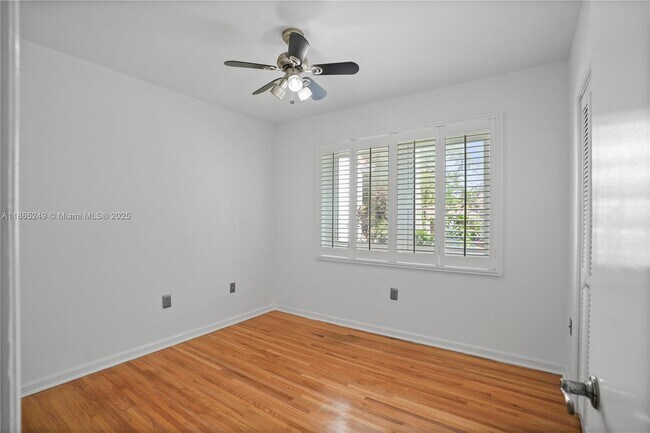 Building Photo - 1436 Mantua Ave