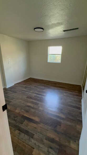 Building Photo - 3216 Rosa Ave